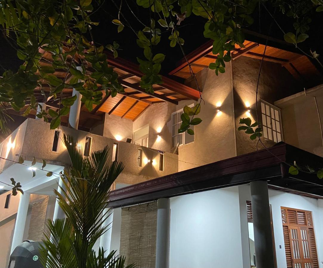 Mirissa Gold Rush Villa Exterior photo